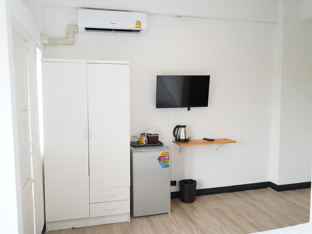 Roomquest It Square Don Mueang Airport Bangkok Exterior photo
